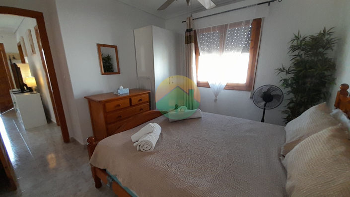 Image No.20-2 Bed Semi-Detached for sale