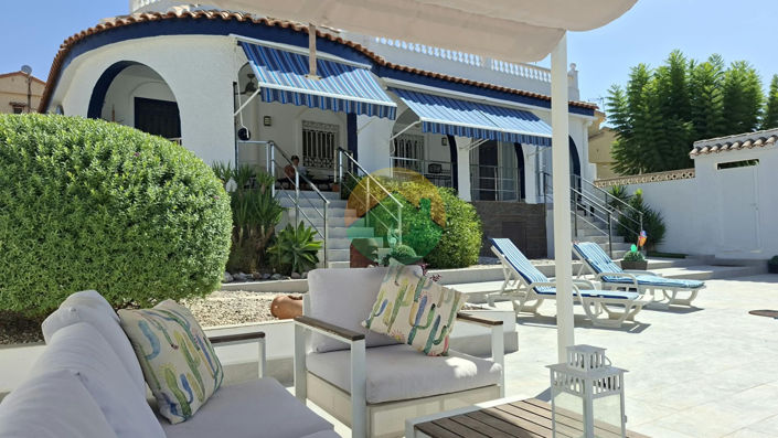 Image No.10-3 Bed Villa for sale