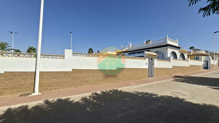 Image No.8-3 Bed Villa for sale