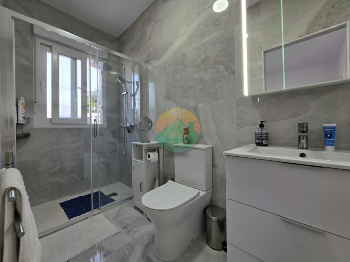 Image No.20-4 Bed Villa for sale