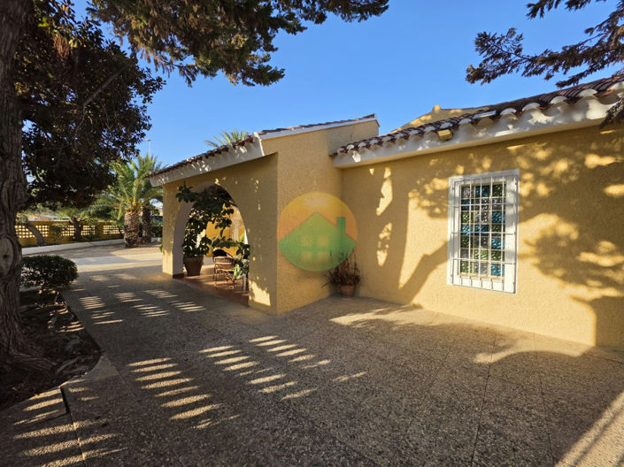 Image No.9-4 Bed Villa for sale