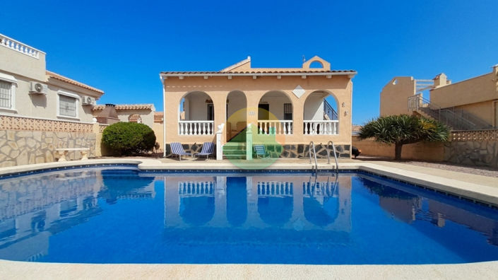 Image No.6-Villa de 2 chambres à vendre à Camposol