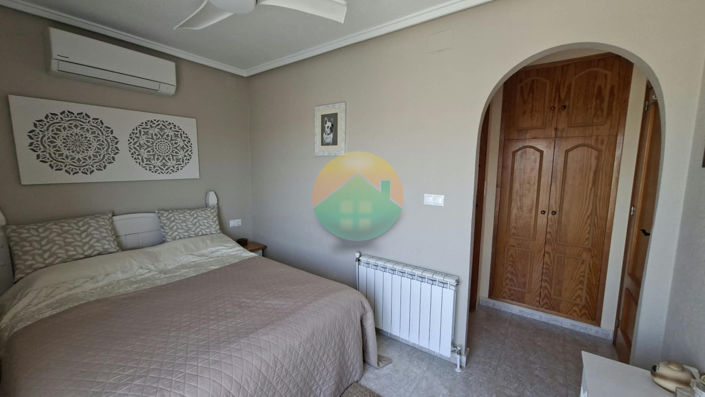 Image No.20-2 Bed Villa for sale