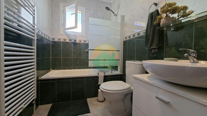 Image No.21-2 Bed Villa for sale