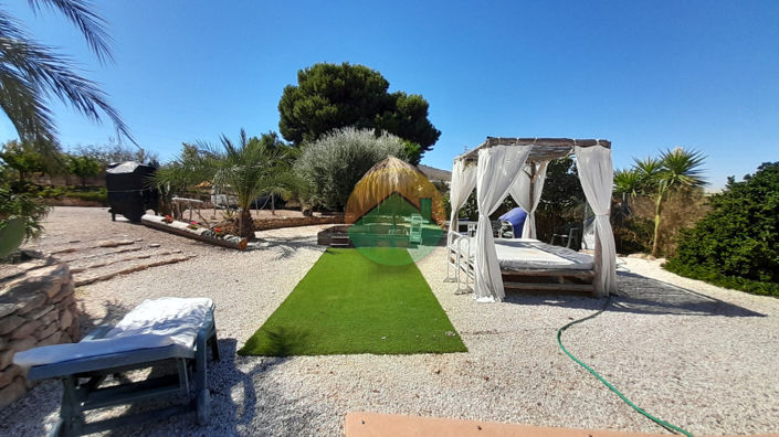 Image No.25-4 Bed House for sale