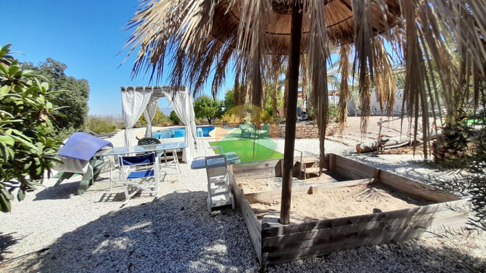 Image No.26-4 Bed House for sale