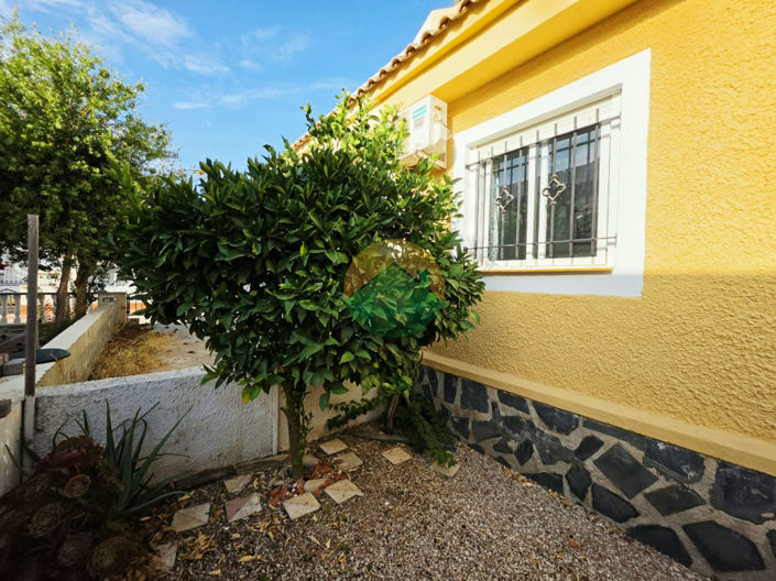 Image No.6-2 Bed Semi-Detached for sale