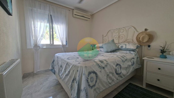Image No.17-3 Bed Villa for sale