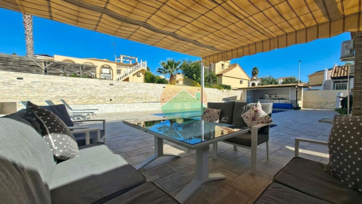 Image No.2-3 Bed Villa for sale