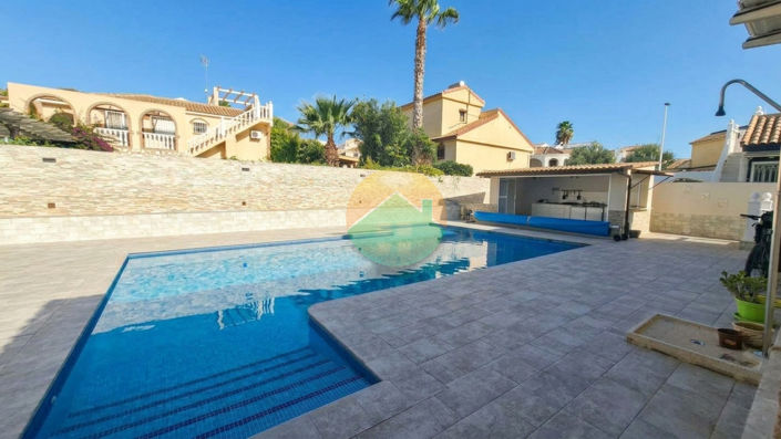 Image No.21-3 Bed Villa for sale