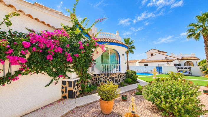 Image No.2-3 Bed Villa for sale
