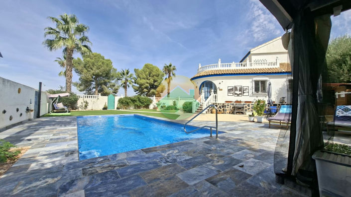 Image No.5-3 Bed Villa for sale