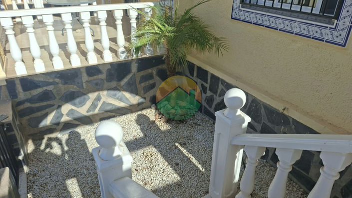 Image No.10-2 Bed House for sale