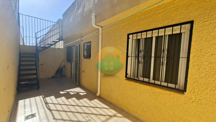 Image No.22-2 Bed House for sale