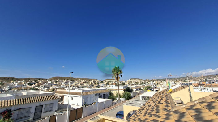 Image No.6-2 Bed House for sale