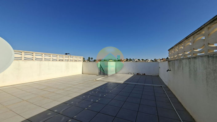 Image No.20-2 Bed Semi-Detached for sale