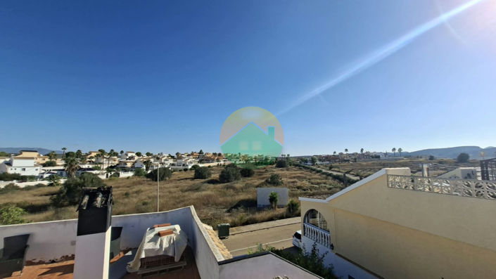 Image No.21-2 Bed Semi-Detached for sale