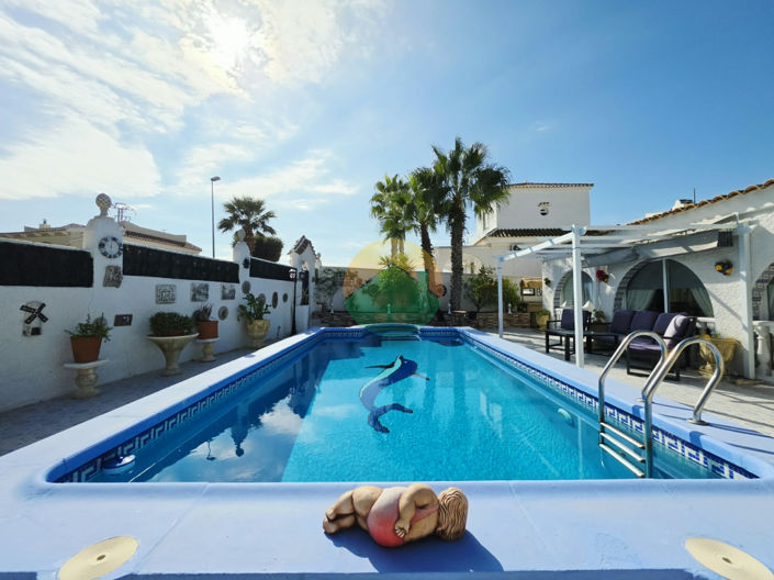 Image No.4-3 Bed Villa for sale