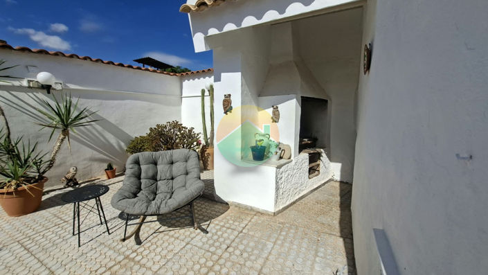 Image No.4-3 Bed House for sale