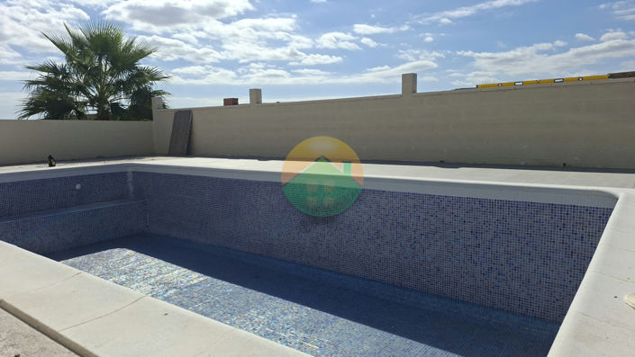 Image No.18-2 Bed Villa for sale