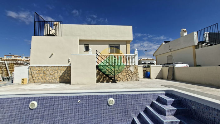 Image No.19-2 Bed Villa for sale