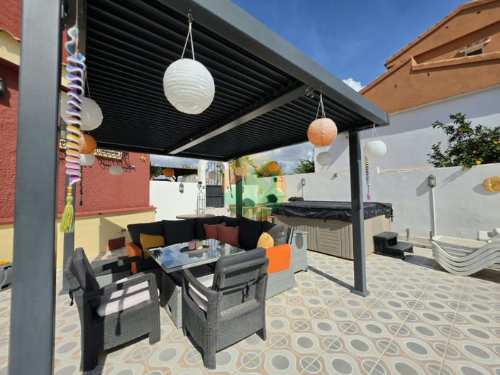 Image No.12-3 Bed Villa for sale