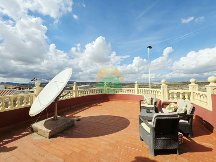 Image No.25-3 Bed Villa for sale