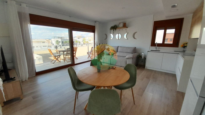 Image No.18-2 Bed Apartment for sale