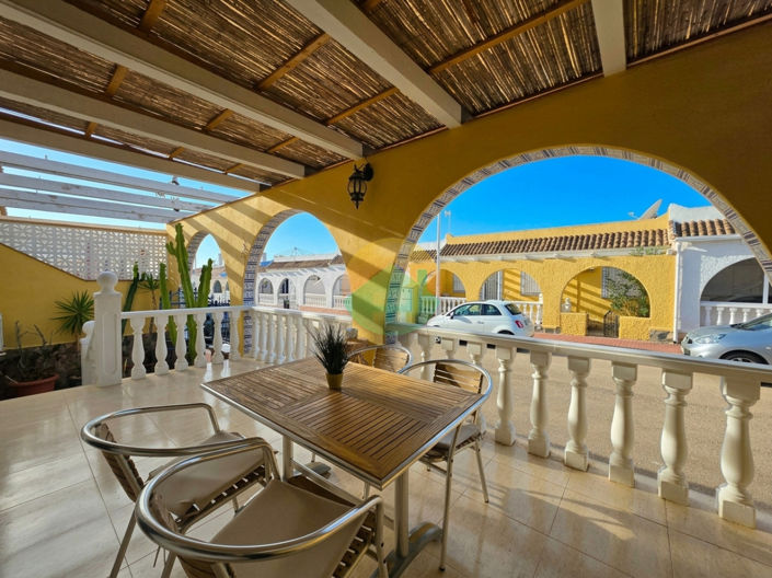 Image No.10-3 Bed House for sale