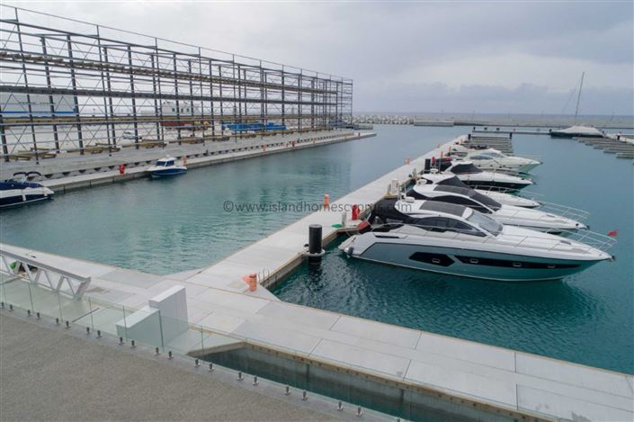 Image No.6-3 Bed Villa / Detached for sale