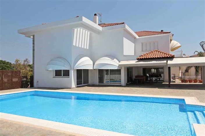 Image No.1-Villa / Détaché de 6 chambres à vendre à Ayia Napa