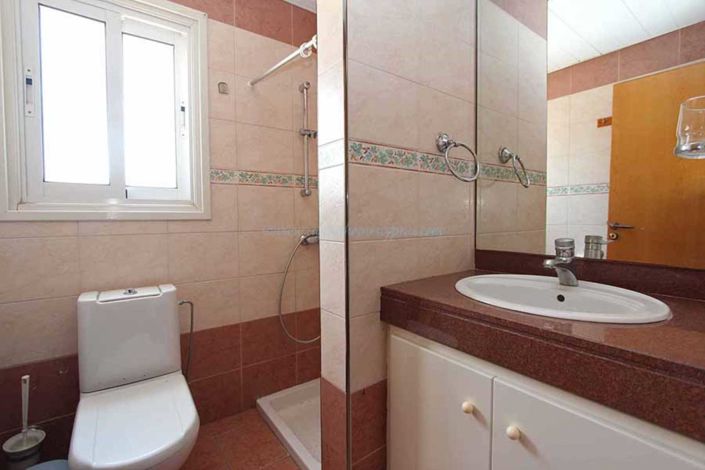 Image No.16-6 Bed Villa / Detached for sale