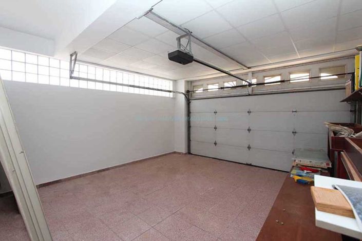 Image No.27-6 Bed Villa / Detached for sale