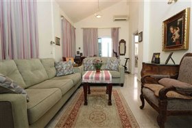Image No.8-Villa / Détaché de 5 chambres à vendre à Paralimni