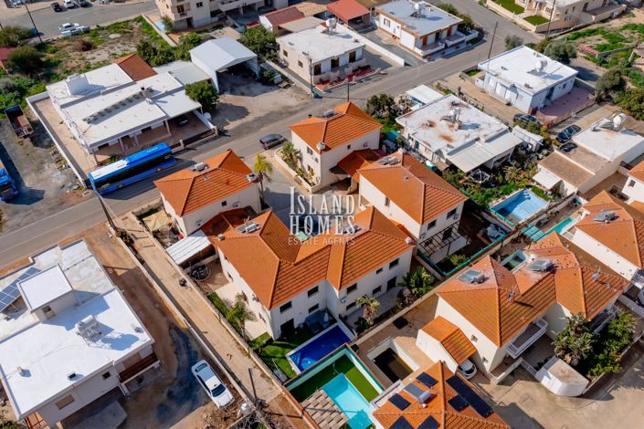 Image No.25-Jumelé de 3 chambres à vendre à Xylofagou