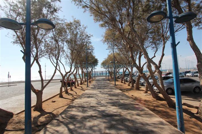 Image No.46-5 Bed Villa / Detached for sale