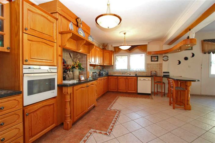 Image No.6-5 Bed Villa / Detached for sale