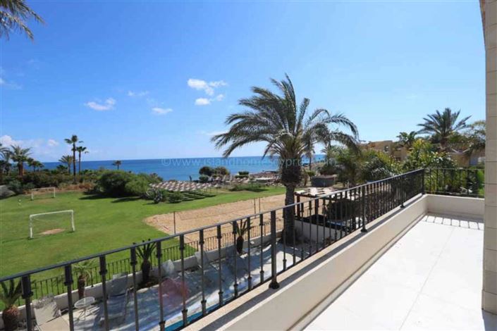 Image No.14-4 Bed Villa / Detached for sale