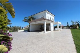 Image No.32-Villa / Détaché de 5 chambres à vendre à Famagusta