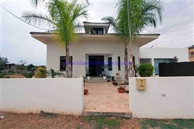 Image No.20-Villa / Détaché de 4 chambres à vendre à Xylofagou