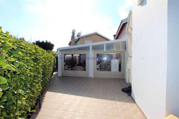 Image No.24-2 Bed Villa / Detached for sale