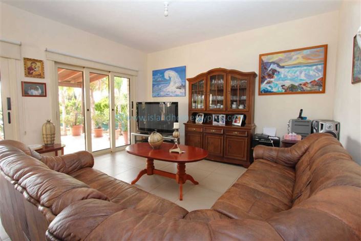 Image No.3-4 Bed Villa / Detached for sale