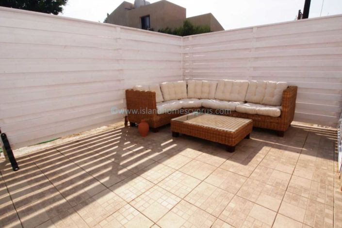 Image No.10-3 Bed Property for sale