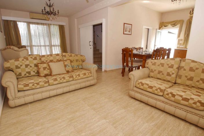 Image No.3-3 Bed Property for sale