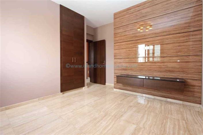 Image No.20-4 Bed Villa / Detached for sale