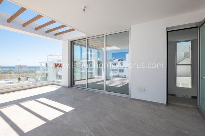 Image No.15-4 Bed Villa / Detached for sale