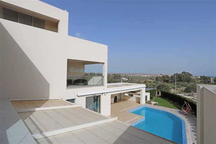 Image No.23-7 Bed Villa / Detached for sale