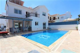 Image No.0-Villa / Détaché de 3 chambres à vendre à Famagusta