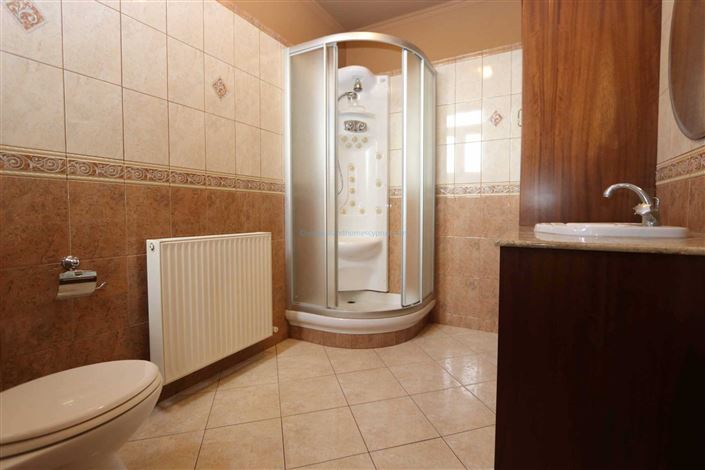 Image No.22-4 Bed Villa / Detached for sale