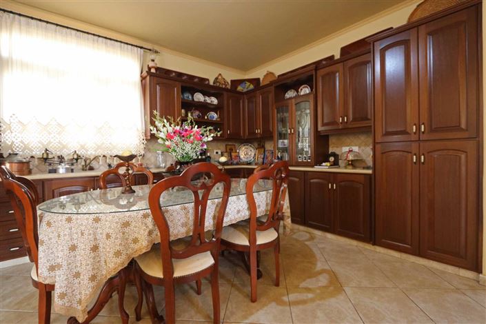 Image No.6-4 Bed Villa / Detached for sale